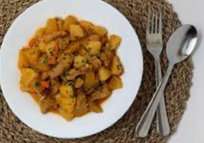 Guisado de seitán y manzana al curry